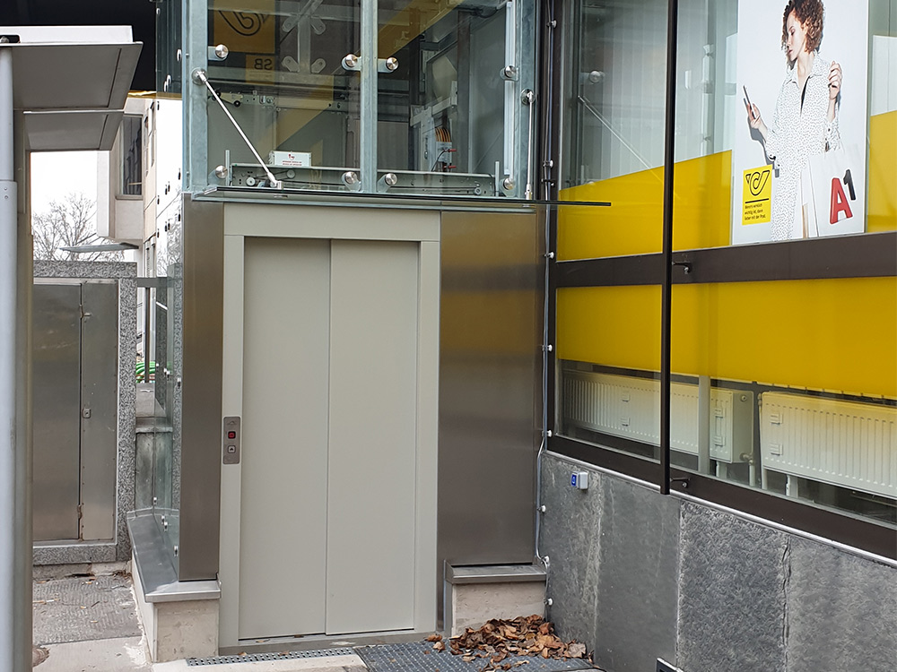 Aufzugseinhausung